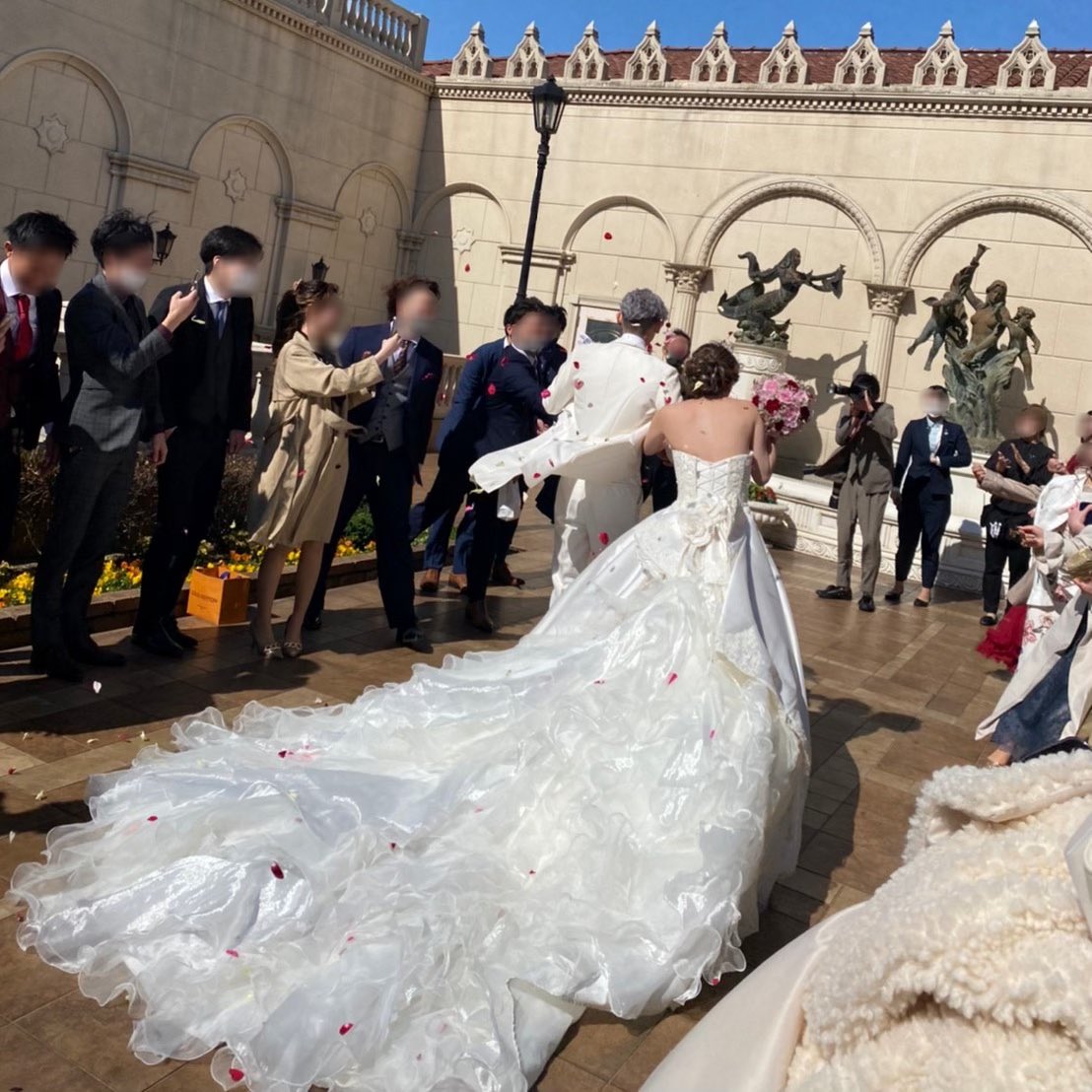 mizuk712's tweet photo. 結婚式やっちゃったタ👌 https://t.co/n6vukVZtsW