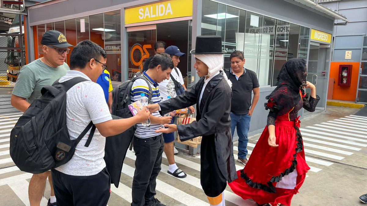 AdventistasAPCE's tweet photo. 📍ANoP: 25 pastores llegaron de la @AdventistasANoP a nuestro campo misionero, para esta semana de evangelismo en el #AñoDeLasGrandesConquistas 
Bienvenidos a nuestro campo misionero 🤗 
#RID 
#EnfasisMisioneros https://t.co/rAfceSheXF