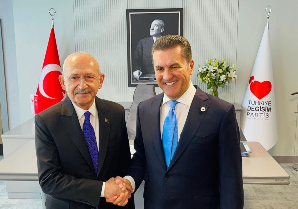 Erzincan 1. Sıra Milletvekili Adayı olan Genel Başkanımız Sayın Mustafa Sarıgül’ün adaylığını Bursa İl Başkanlığı olarak destekliyor ve hayırlı, uğurlu olmasını diliyorum.