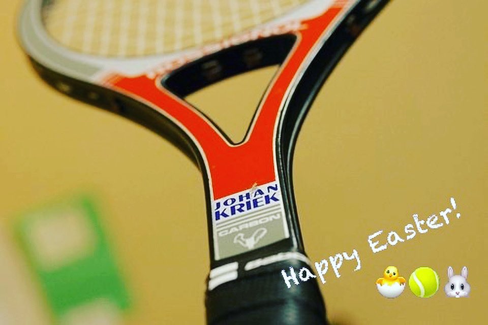 Happy Easter to our tennis friends around the world! 🐣🎾🐰 PS. Who remembers the Johan Kriek signature Rossignol? #HappyEaster #JohanKriek #Rossignol #JohanKriekTennisAcademy