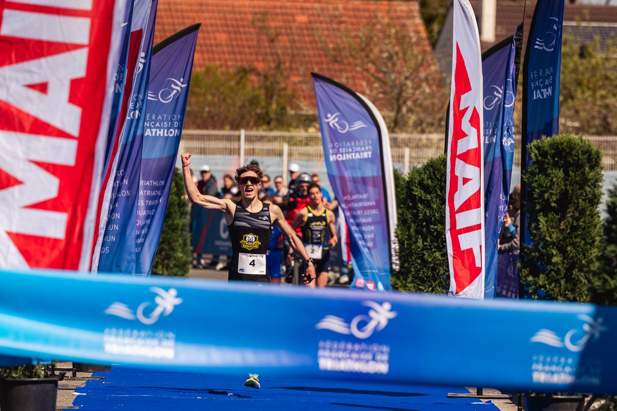 Retour sur la course cadets du championnat de France de duathlon marquée par la victoire de 
Martin Hubner (Alliance Natation Besançon) devant Leni Rener-Mancini (Us Palaiseau) et Tristan Douché (Metz Triathlon).

📷Germain Hazard/Royal Spark