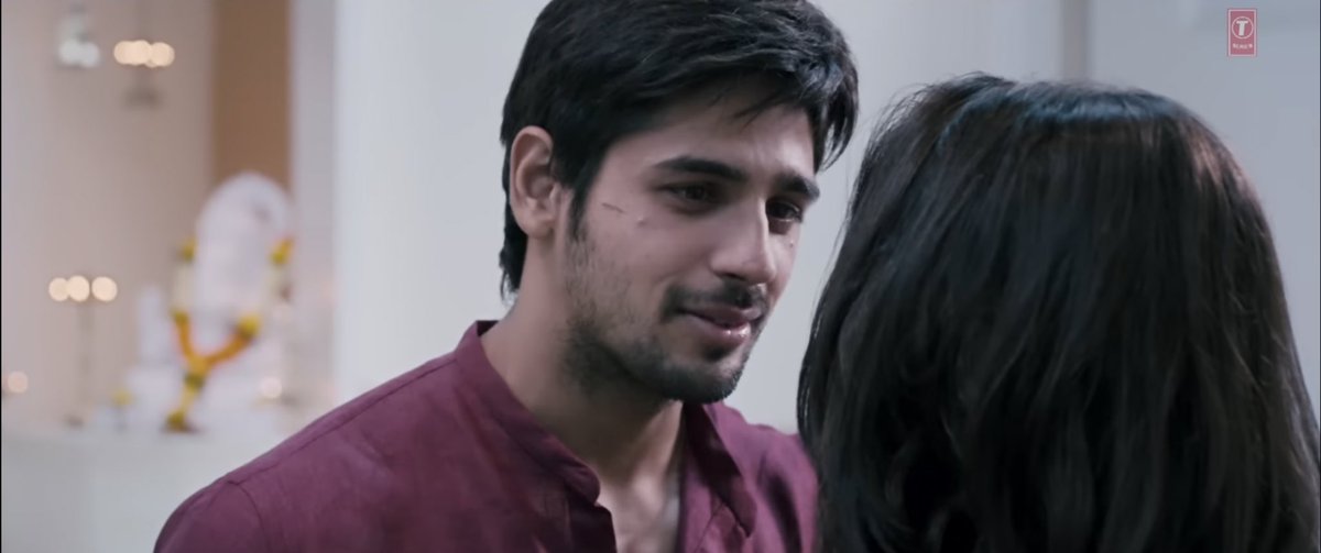 malhotrasgirl's tweet photo. i need sidharth malhotra to make a come back as a lover boy, it’s a need at this point! 🥺 https://t.co/14Ehia0PAe