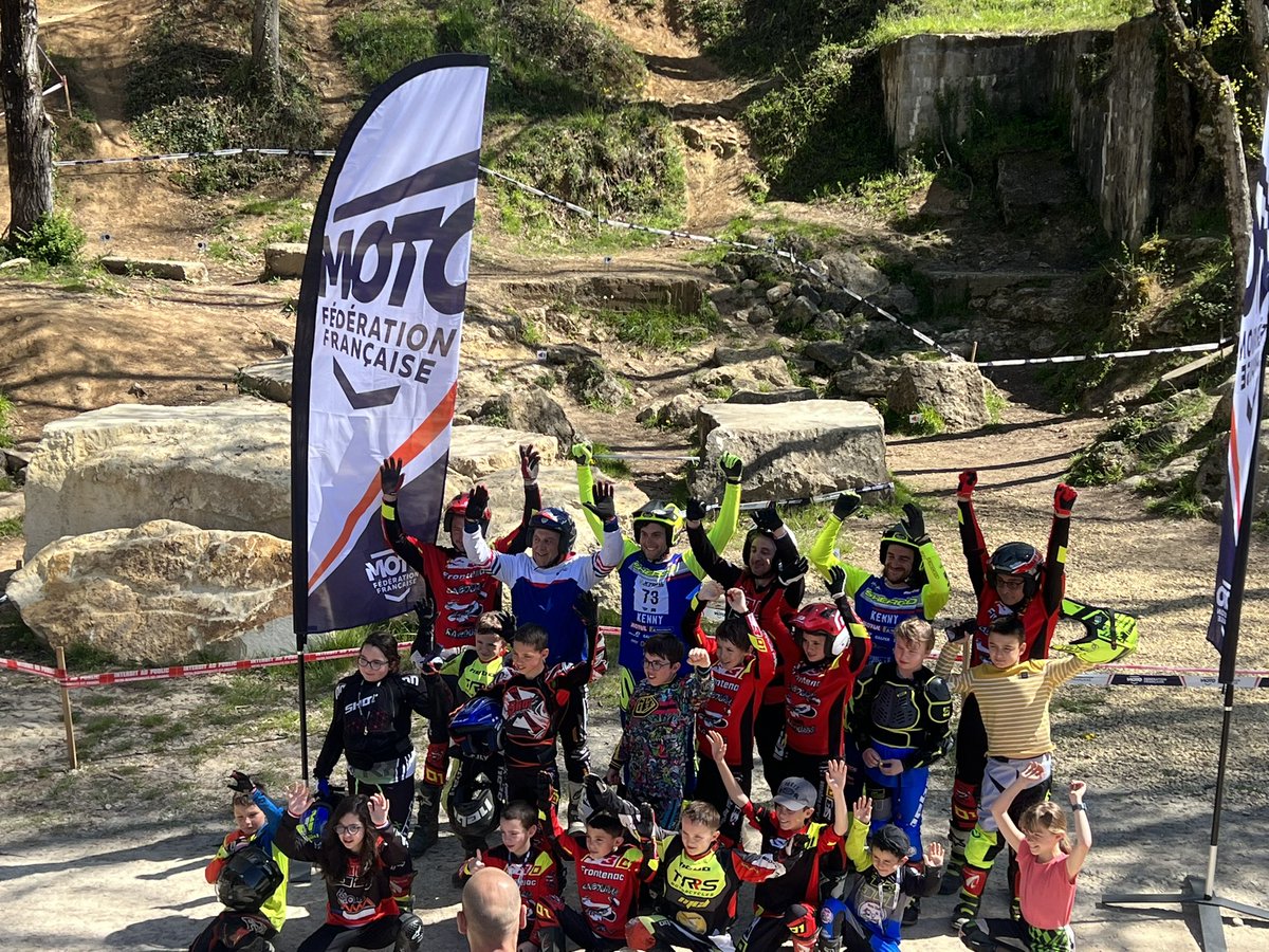 Jam_Ila_79's tweet photo. Superbe cadre, organisation au top, éducateurs et commissaires pédagogues, champions de France, Benoît Bincaz et Olivier Brousseau, accessibles qui écoutent, conseillent et montrent aux enfants … à découvrir avec les Cagouilles Rageuses et le Loup Garou https://t.co/yU7Ogh8RxM