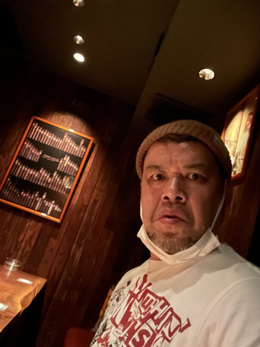 バーで1人
待ち人こず
クピ❤️