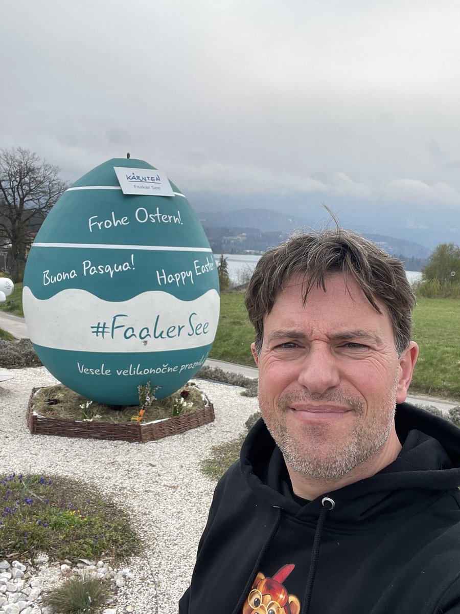 Frohe Ostern! ¡Feliz Pascua! Joyeuses Pâques! Buona Pasqua! Happy Easter!
!عيد فصح سعيد