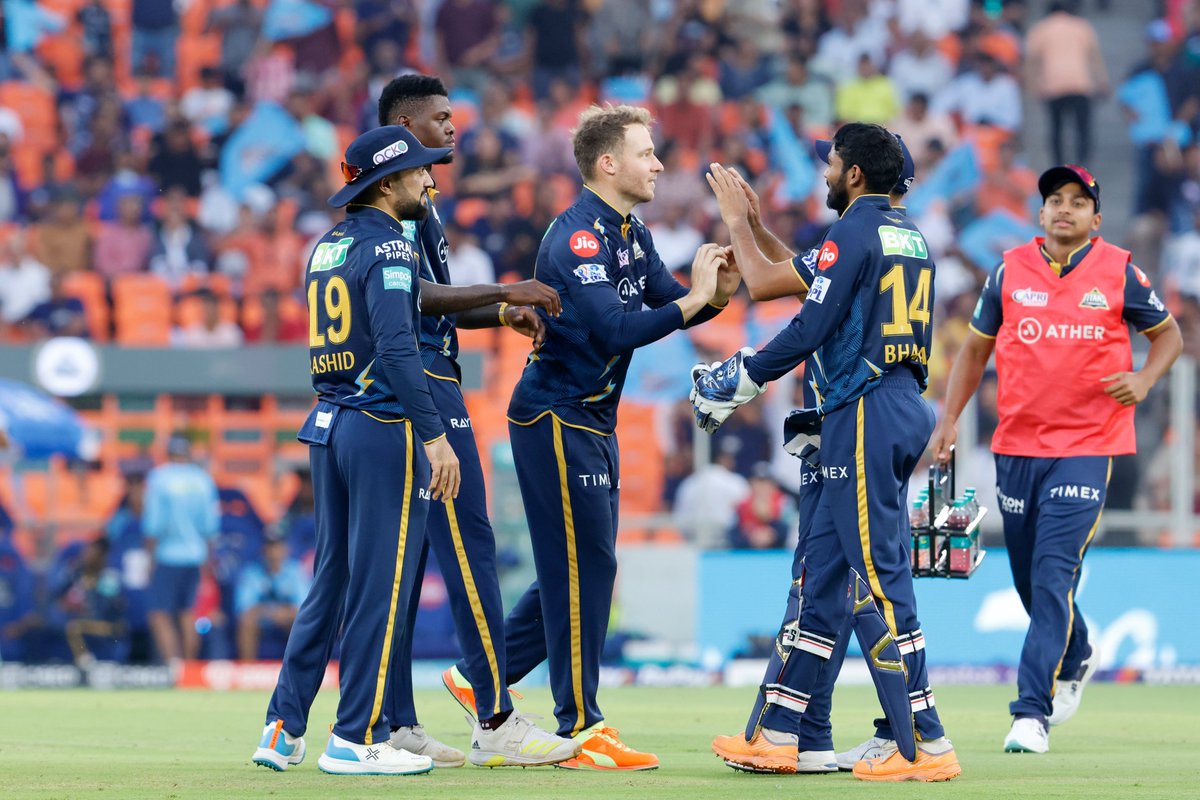 IndianPremierLeague on Twitter "15 overs gone, KKRiders 149/3 & need