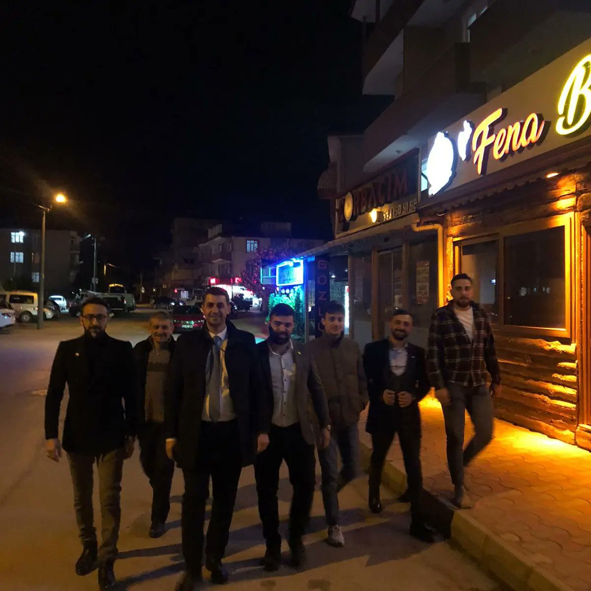GolcukRefah's tweet photo. Yeniden Refah Partisi Gölcük Teşkilatı Olarak İlçe Başkanımızın Riyasetinde İlçe Yöneticilerimizle Birlikte İlk Günki Şevk İle Saha Çalışmalarımıza Hız Kesmeden Devam Ediyoruz. Bugün ki Durağımız Çiftlik Mahalemizde İkamet Eden Vatandaşlarımızdı.  Yaklaşık 350’e Yakın Mahalle https://t.co/nhHXOG221O