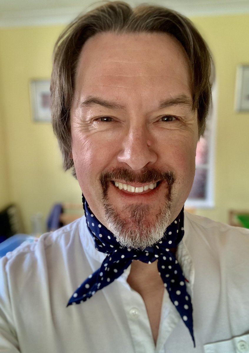 AdamManning's tweet photo. Loving my neckerchief from @scarves_soho! Wishing everyone a very Happy #Easter! #neckerchief https://t.co/YmXrNF3yxx
