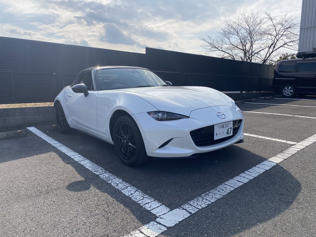 tomoyaaa_nd's tweet photo. 2月8日にNDロードスター納車した21歳です！小さい時から夢だったMT車に乗れてめっちゃ嬉しいです！

ロードスター乗りの先輩方よろしくお願い致します🙏

#NDロードスター #ロードスター https://t.co/36MgXqgA9C