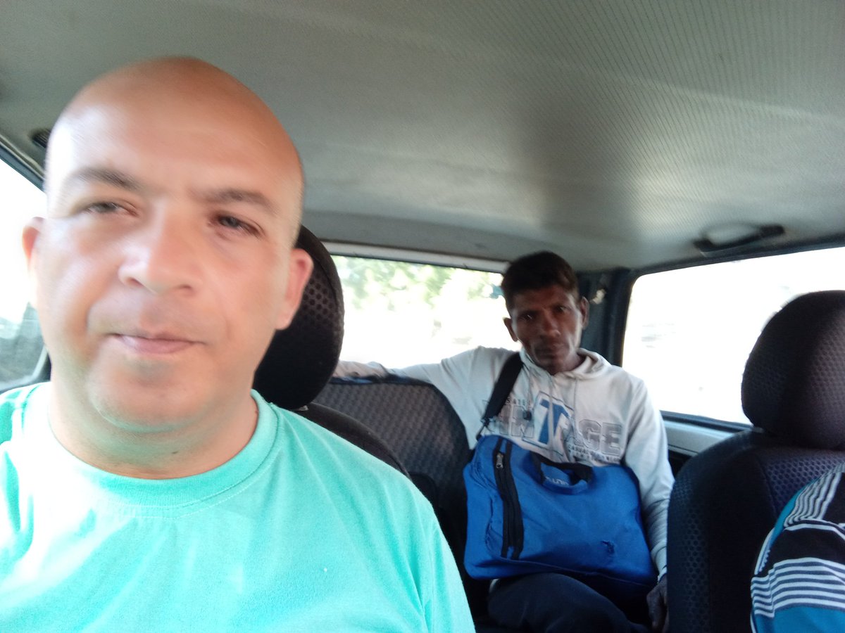 CDRLASTUNAS's tweet photo. Con Yusniel, Secretario de Vigilancia de #CDRCuba en #LasTunas rumbo a comunidades rurales del norte del municipio. #Cuba #SomosDelBarrio #XCongresoCDR https://t.co/Kk3e1K4tid