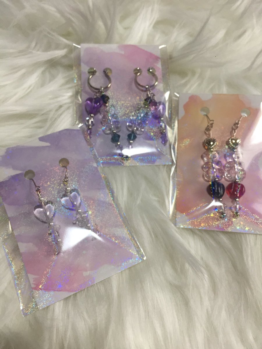 mtmtmtmt3929's tweet photo. #春に集うみんなの作品展
4/10 New Accessory♡
18時〜Open

こちらの商品はステンレスピアス使用してます☆
イヤリングに変更も可能ですʕ•ᴥ•ʔ
お気軽にご相談下さい☺︎

BASE、minneにて販売中🧸💕
minne♡https://t.co/NtQdeyeLEp
BASE♡https://t.co/dRMaHcff5g https://t.co/XzdiK6dlh6