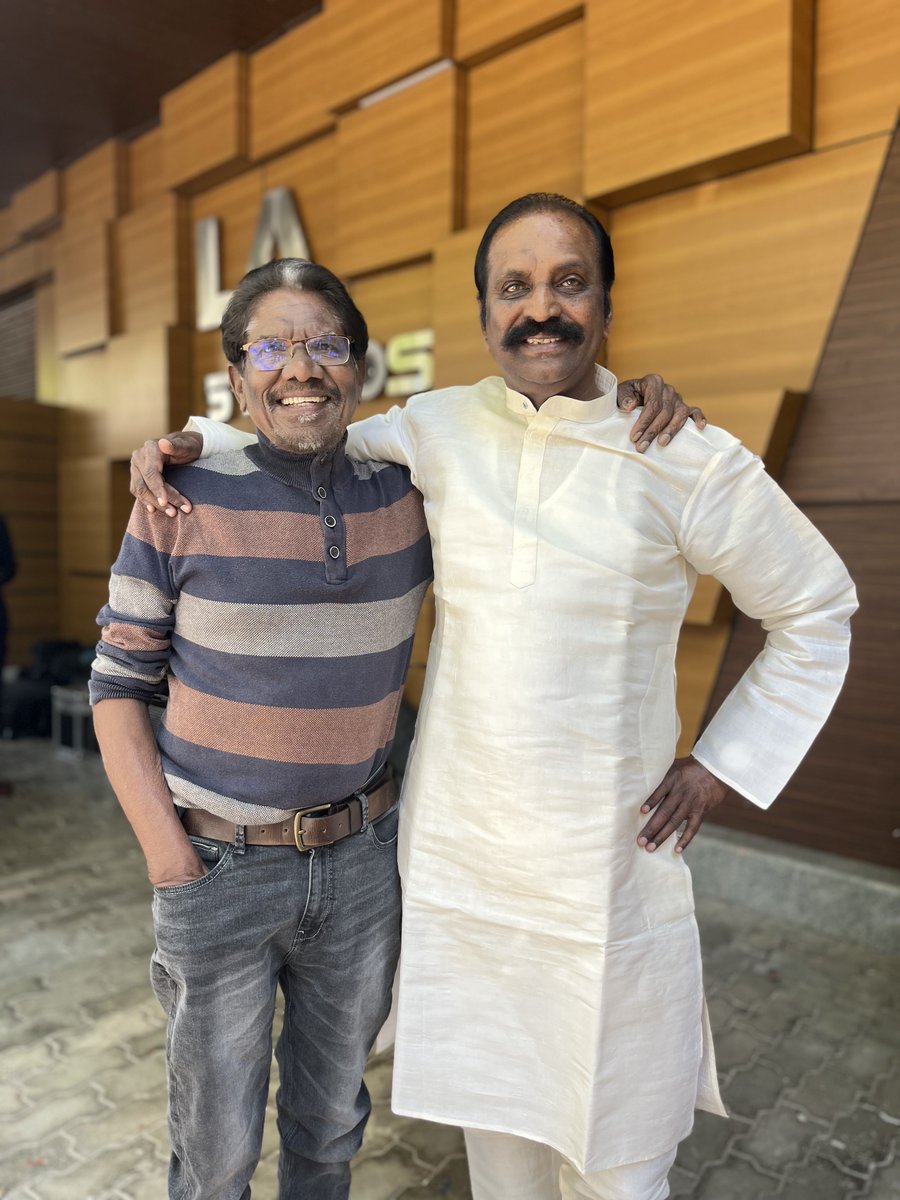 “Idhu Oru Ponn Maalai Pozhudhu” 🤗✨ <a href="/offBharathiraja/">Bharathiraja</a> &amp; <a href="/Vairamuthu/">வைரமுத்து</a> REUNION 🫂 at #ThiruvinKural 📢⚕️ promotions today!

Haven’t listened to their latest track #AppaEnAppa yet?
Listen here ▶️ youtu.be/EocP9h4WR5A

In Cinemas from 14 APRIL 2023 📽️

🌟 <a href="/arulnithitamil/">Arulnithi tamilarasu</a>