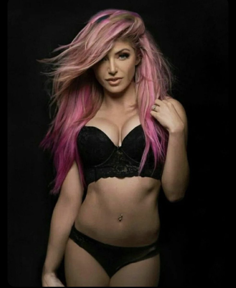 💋Not new to RolePlay/ or Alexa Bliss
❤️Kinky and submissive portrayal 
💋Limits to be discussed in DM’s
❤️ please ❤️and 🔄