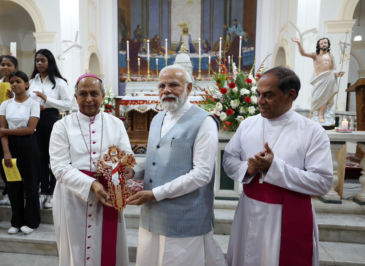 narendramodi's tweet photo. Today, on the very special occasion of Easter, I had the opportunity to visit the Sacred Heart Cathedral in Delhi. I also met spiritual leaders from the Christian community. 

Here are some glimpses. https://t.co/7ig2Q4yHAT