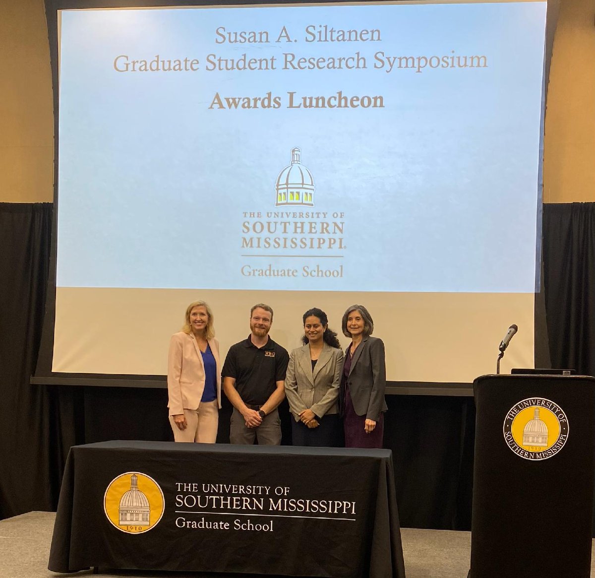 Kudos to SPSE grad students Surabhi Jha & Levi Hamernik for Co-1st Place in Phys Sci, and Pritha Bhunia for 2nd Place in Life, Health & Enviro Sci at the @USM_GradSchool Siltanen Grad Research Symposium! Your work highlights the bright future of #PolymerScience & #Engineering!