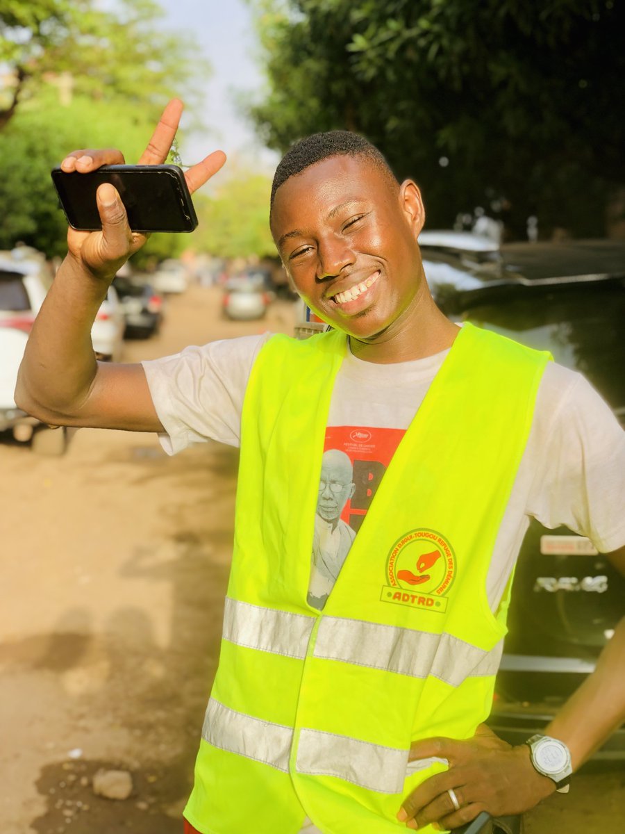 AloupyPro's tweet photo. Bon Dimanche à vous, que du bonheur dans toutes choses  que nous allons entreprendre !

#Aloupy #Photography #Africaphotograoher https://t.co/3Btfqx5T7T