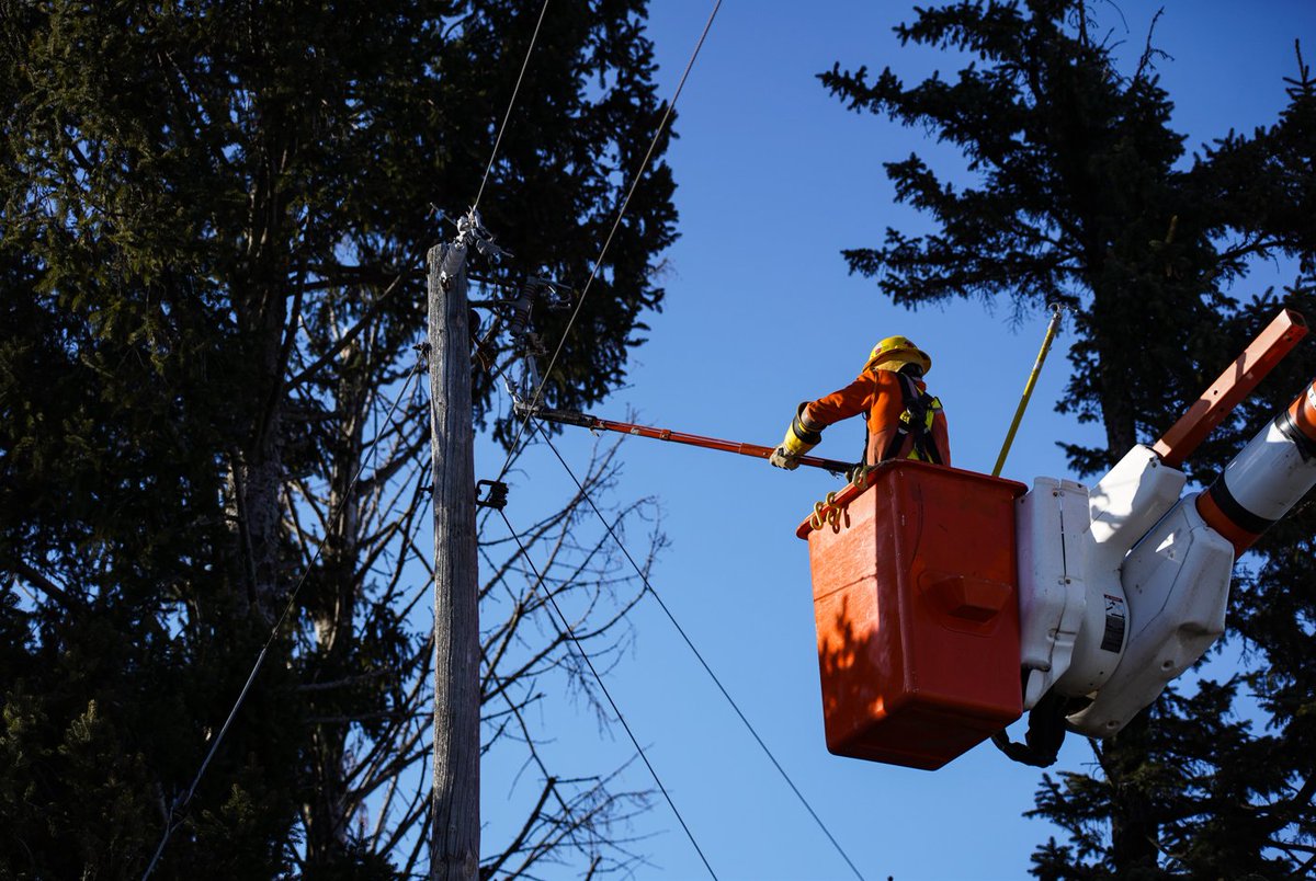 Hydro Ottawa on Twitter "Today, our crews are focused on helping