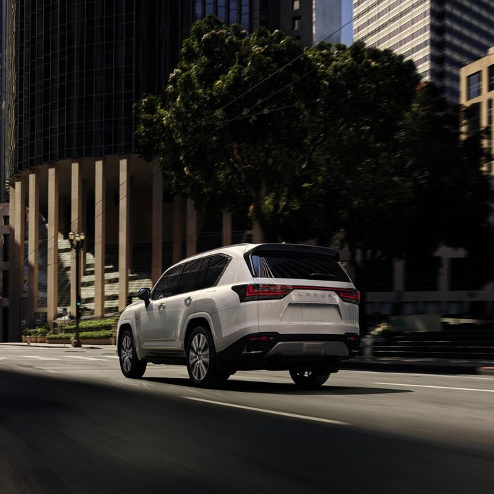 LexusRiverside's tweet image. Tackle life’s big moments. Would you rather take on the city or trek through the forest in the #LexusLX? Learn more: tinyurl.com/2dw9wnwl