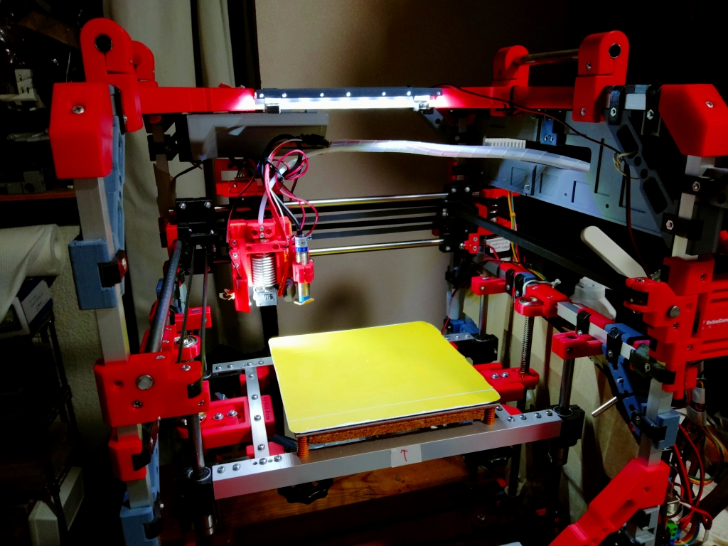 saiki0011's tweet photo. #3dprinter #自作機 #coreXY #Ex_02 建造記録
#3Dプリンタ #3Dプリンター #reprap
12vのテープLEDを使って
出力エリア照明用のLEDを試作しました
フィラメントを差し込んで
固定するように作っていますが
今のところ両面テープで固定出来ています😓 https://t.co/WI8Ina9SQO