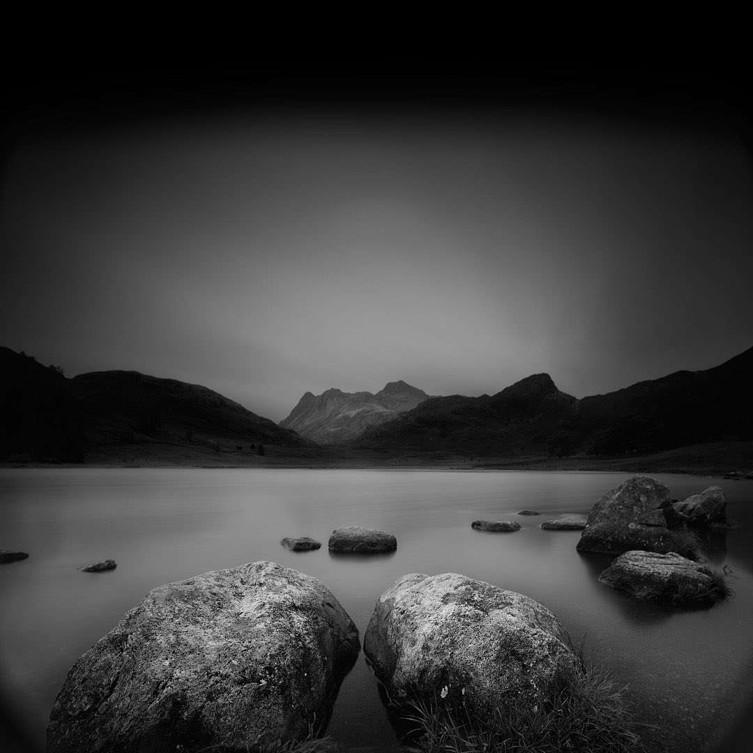 Mark_Pimlott's tweet photo. Blea Tarn… spent some time going through my photos whilst I had covid #bnw #bnwphotography #moodscape #landscape #lakedistrict #bleatarn #longexposure #leefilter #bigstopper #hasselblad #phaseone #p45plus https://t.co/HZeT1RTTlu