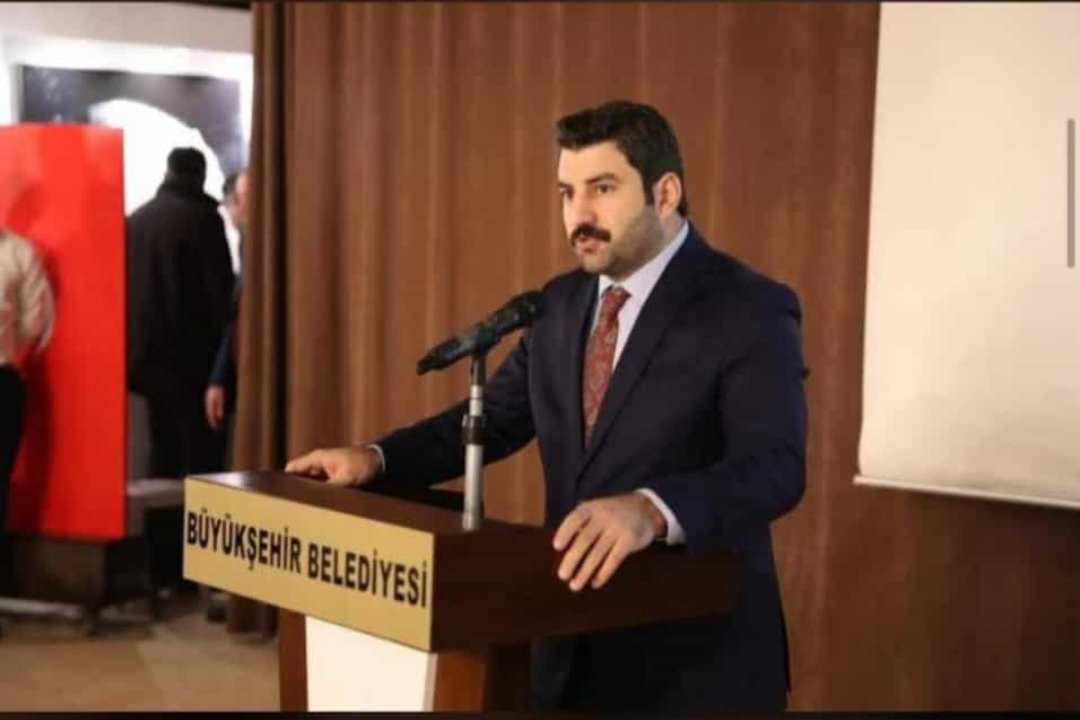 Milletimize hizmet yolunda urfamıza ve Ak partimize türkiyemize hayırlar getirmesini cenabı Allah'tan niyaz ediyorum llah yolunuzu ve bahtınızı açık etsin Sayın vekilimiz <a href="/ibrahimeyyupogl/">Av.İbrahim EYYÜPOĞLU</a>  <a href="/Akparti/">AK Parti</a>