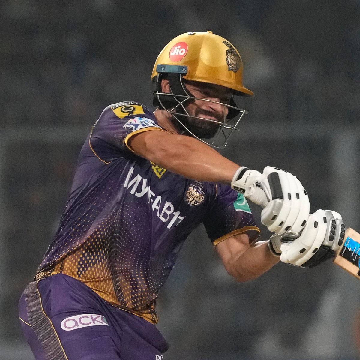 ESPNcricinfo's tweet photo. RINKU SINGH, TAKE A BOW!

WINS THE MATCH WITH FIVE SIXES IN A ROW 🤯

#GTvKRR | #IPL2023 https://t.co/bFaNtJtrSV