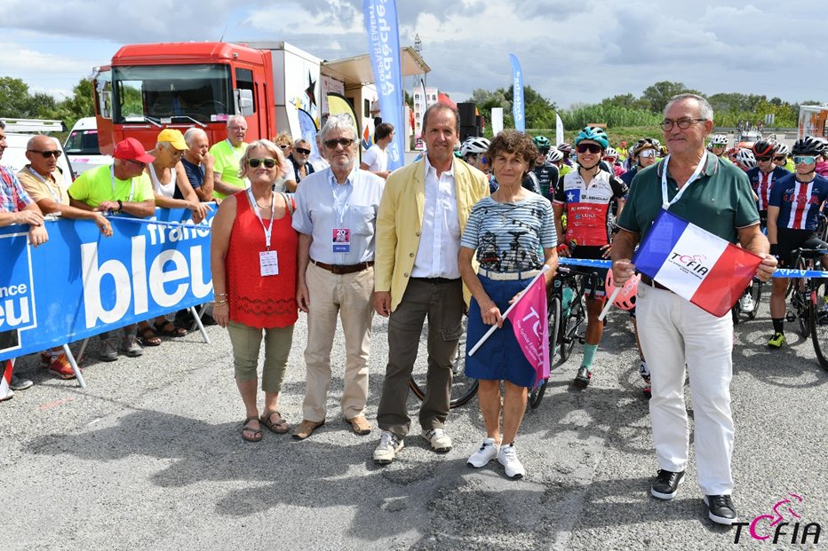TCFIA's tweet image. Notre Tour prend de plus en plus d’importance dans le monde sportif, dans le cyclisme féminin international et dans les médias.
Le public est de plus en plus nombreux sur les routes du tour et lors des départs et des arrivées
La 21ème édition aura lieu du 5 au 11 septembre 2023.