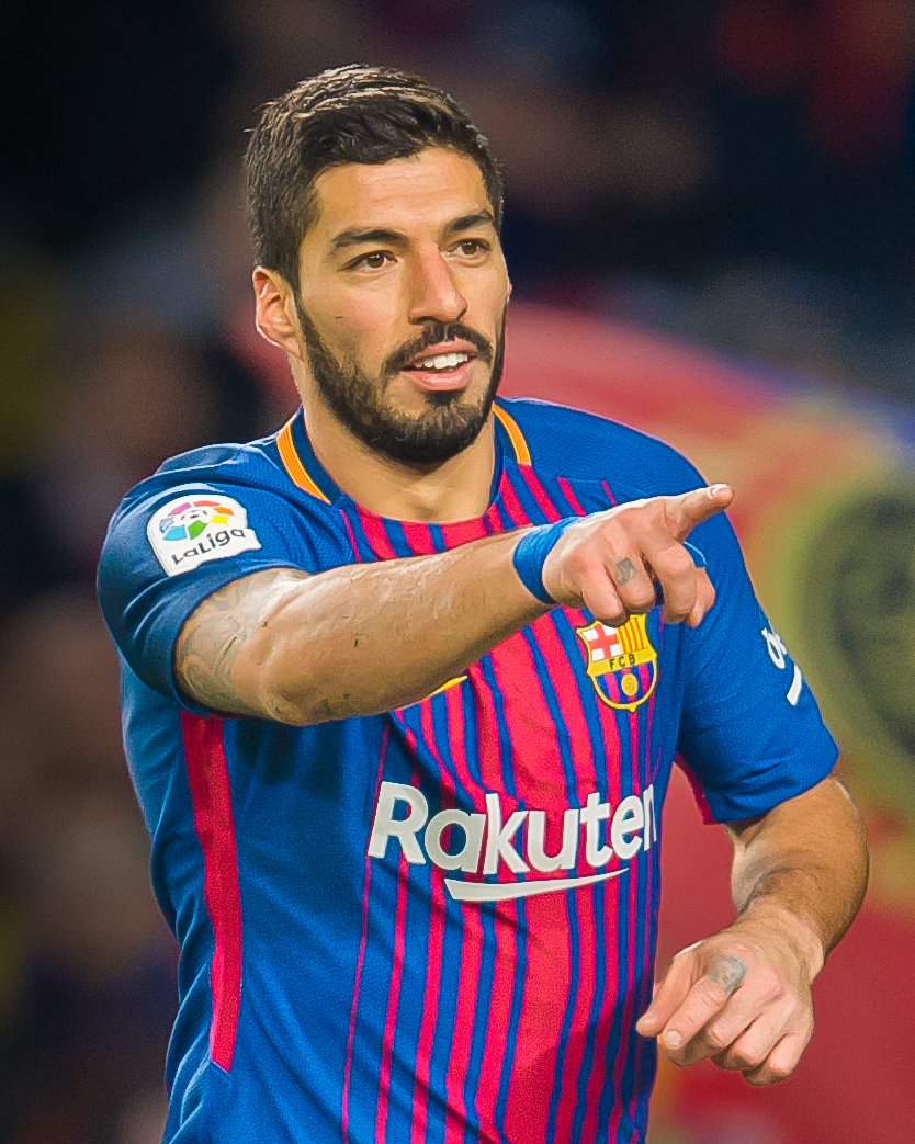 FCBarcelona_es's tweet photo. Una foto 🔥 de @LuisSuarez9 contra el Girona https://t.co/HqXhKrhXmH