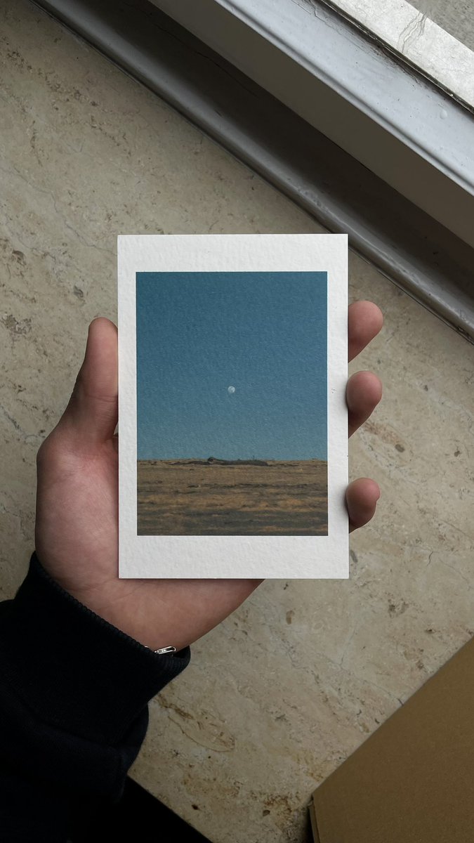 Kai_Funada's tweet photo. ポルトガルで撮影した月の写真をプリントアウトしてみました！🌔 https://t.co/tjnj2jimMn