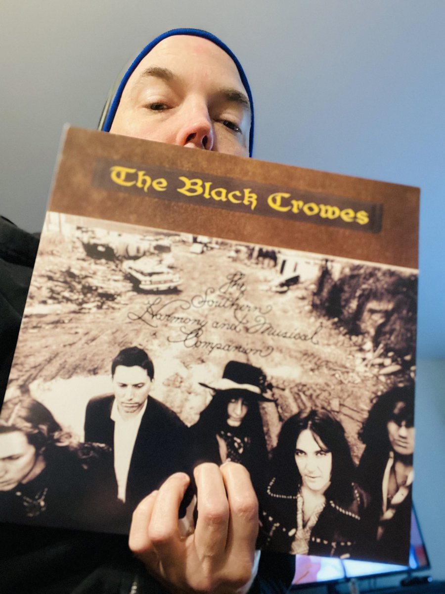 Thesonicroad's tweet photo. This one today from @theblackcrowes 

#HappyEaster #mymorningsong #theblackcrowes #rocknroll https://t.co/7MDjefhsOj