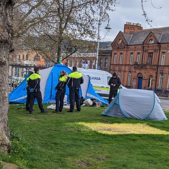 rhlireland's tweet photo. On Easter Sunday, when people across Ireland remember the 1916 Rising, Gardaí are clearing the homeless out of Phoenix Park to make way for Joe Biden. 

There could not be a better illustration of how far away this landlord state is from the ideals of Easter Week. https://t.co/XG4I0DxVn5