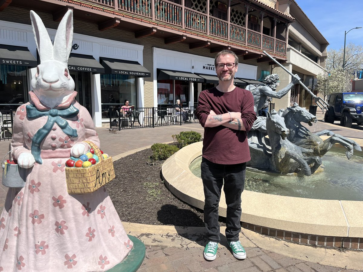 DScharpy's tweet image. #easterbunnies #plazakc #poseidon
