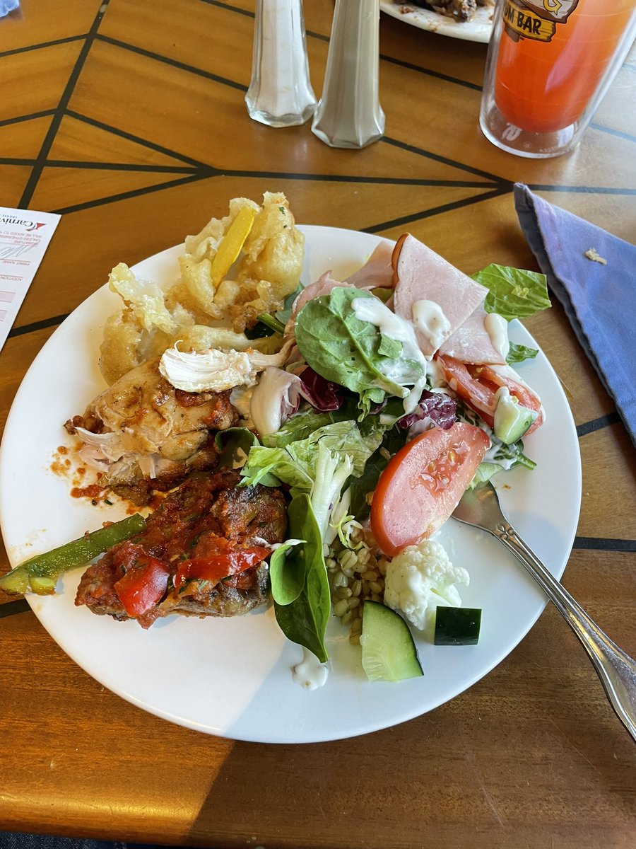 RealMikeW's tweet image. My cruise to the Camon island