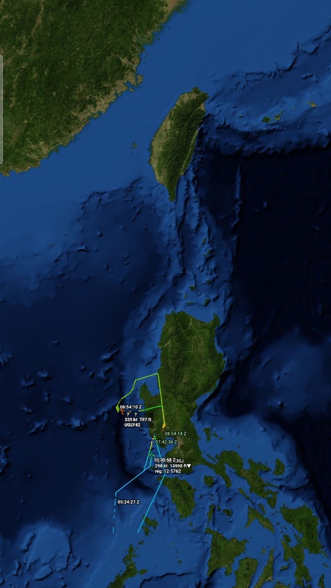 Oceanworldfree's tweet photo. 113th Wing, D.C. Air National Guard #ae11fa boxer40
353rd SOG, 1st SOS #ae54cf 12-5762
Ugly Angels- VMM362, Makin Island ARG #ae6aa4 ugly41, #ae64c8 ugly42 https://t.co/qP3cAUmLJB