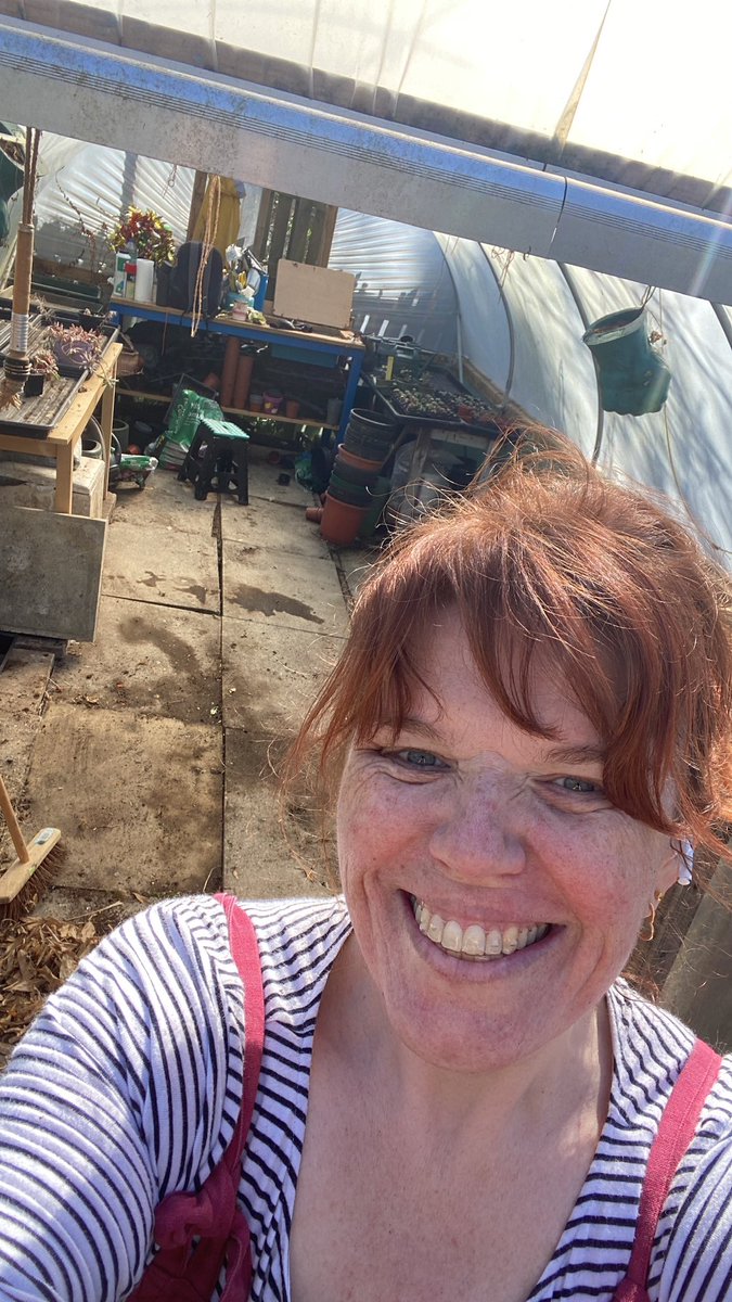 KayFKeane's tweet image. 49 miles for me this week towards the #nhs1000 miles.  I’ve walked, run and cycled and mixed in some gardening at my allotment.  The first shoots are popping through and there are tadpoles in the pond.  It will soon be a salad day #movemore #thatcounts