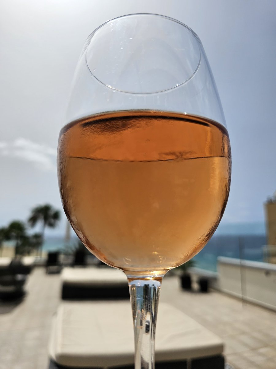 <a href="/Julia_Weigelt/">Julia Weigelt</a> Cheers!