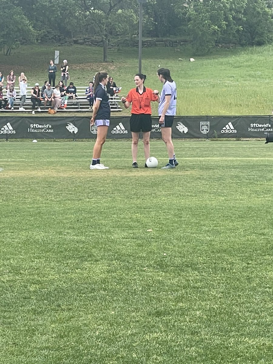 Our captains for todays <a href="/SportTG4/">Spórt TG4</a> All Stars are Aimee Mackin and Hannah Tyrrell! #TG4AllStars
