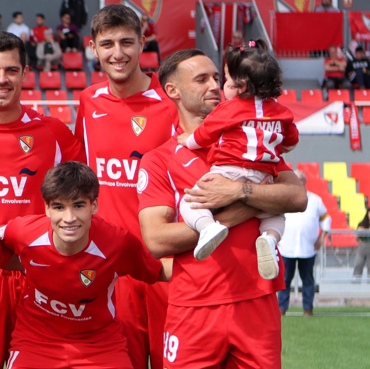 Terrassa FC (@terrassafc) on Twitter photo Sí. Hauràs de tornar un altre dia, 𝗗𝗔𝗡𝗡𝗔 🥰🤗
🫶 #TerrassaFCExperience Sí. Hauràs de tornar un altre dia, 𝗗𝗔𝗡𝗡𝗔 🥰🤗
🫶 #TerrassaFCExperience