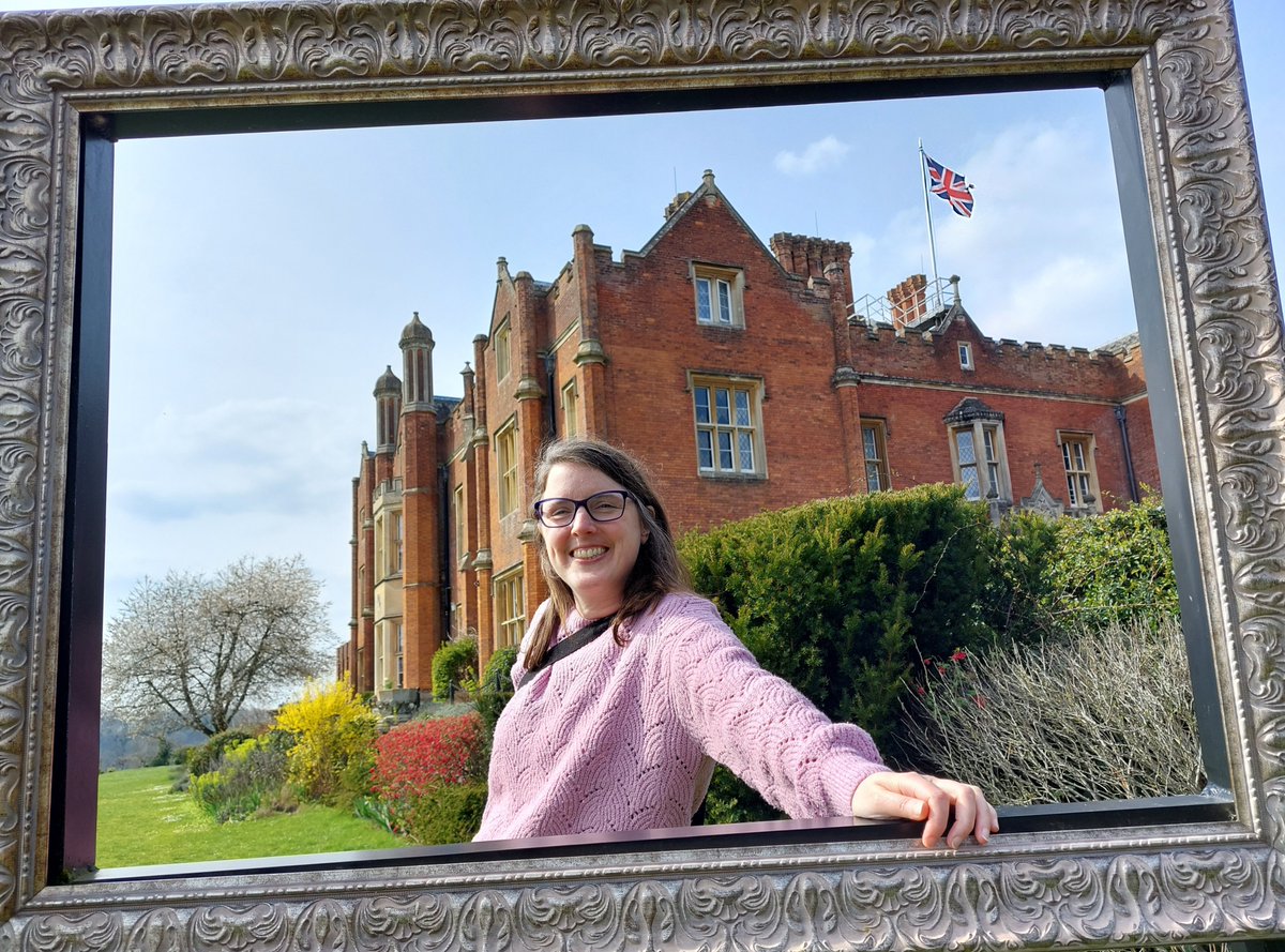 chaletschoolfan's tweet image. Pose, pose, posity pose @devereofficial #Latimer #ChessValley