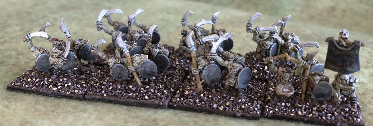 LMT_Studio's tweet photo. Another unit of Orcs for the Orc horde. Orcs from Copplestone in 10mm. #10mm #lotr #wargame #middleearth #copplestone @NorthStarFigs https://t.co/rgmi3Mfvib