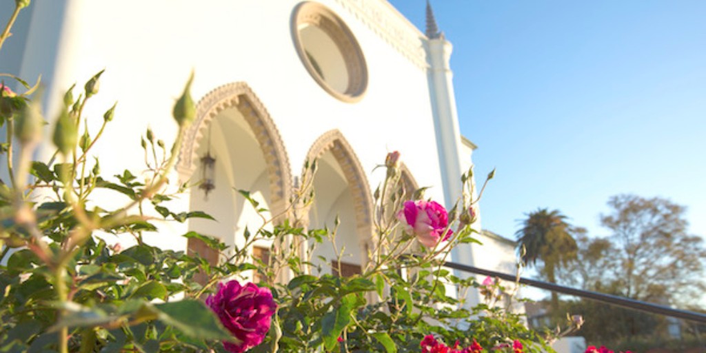 LMUAdmission's tweet photo. Wishing you and yours a blessed Easter filled with love, health, and peace!
#HappyEaster #LMU27 #TransferLions #LMU28 https://t.co/LtB67WBWja