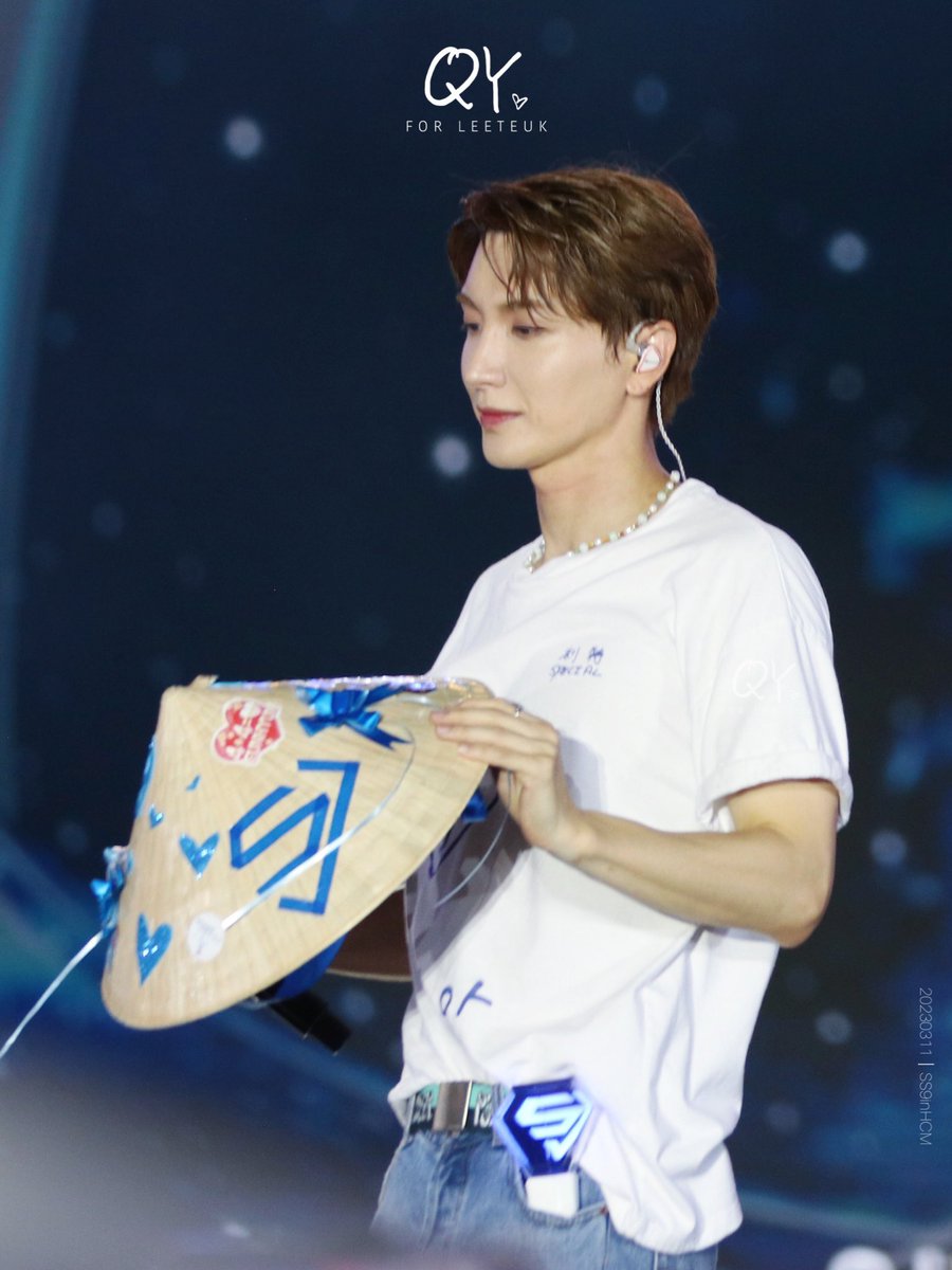 Zinnie_SJ's tweet photo. #슈퍼주니어 #응답하라
#ReplySS3 #SuperShow9 #SS9inHCM #Leeteuk #SuperJunior #LabelSJ #ELF #VELF @special1004
( cr: yee_qian ) https://t.co/QONwATPqHv