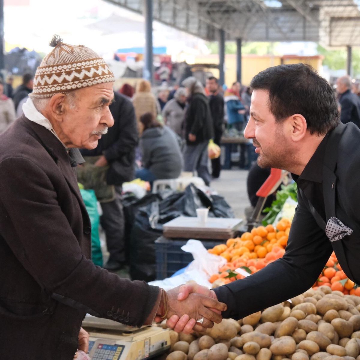 gulogludavut's tweet photo. Genel Başkanımız Dr. Fatih Erbakan (@ErbakanFatih)’ın tensipleriyle; Yeniden Refah Partimizin İstanbul 1. Bölge 2nci sıra milletvekili adayı olarak 14 Mayıs seçimlerine koşar adımlarla ve #MilliGörüşMeclise diyerek sizlerin desteğini bekliyorum.  👍

Hayırlı olsun. 🇹🇷 https://t.co/QB2ToaYGPE