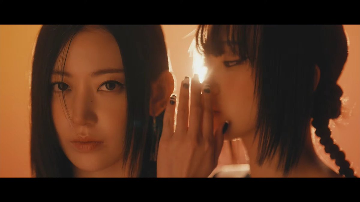 hourkkura's tweet photo. DO YOU WANT TO BE FORGIVEN   #LESSERAFIM_UNFORGIVEN #UNFORGIVEN_AlbumTrailer https://t.co/Vm3TWA8xzR