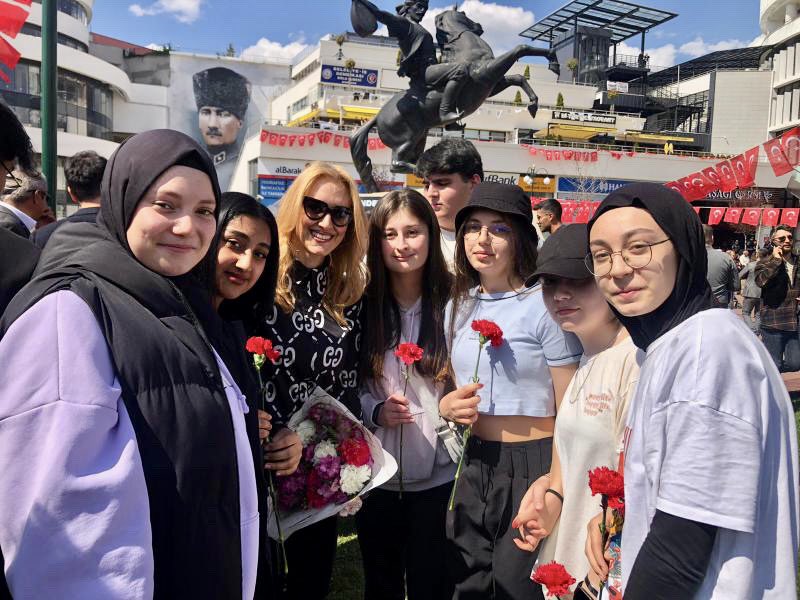 Prof.Dr. İpek Özkal tweet media