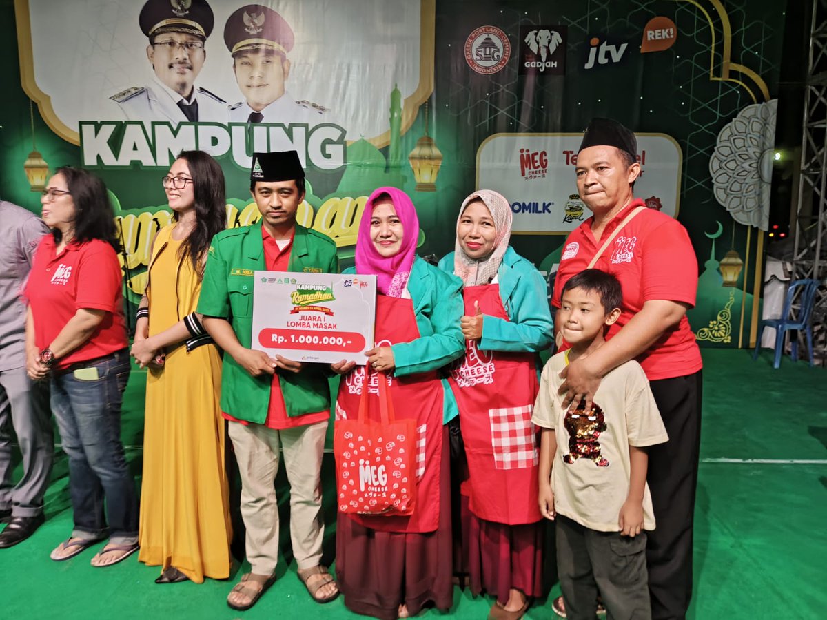 satkoriyon's tweet photo. Alhamdulillah tabarakallah semangat PAC GP.ANSOR & FATAYAT TARIK Barakallah
#AnsorMbois
#spiritBaruansorjatim
#KampungRamadanjtv
#jtv https://t.co/Hsa47FCLpc