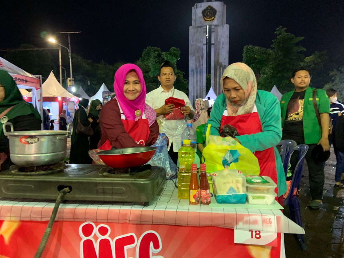 satkoriyon's tweet photo. Alhamdulillah tabarakallah semangat PAC GP.ANSOR & FATAYAT TARIK Barakallah
#AnsorMbois
#spiritBaruansorjatim
#KampungRamadanjtv
#jtv https://t.co/Hsa47FCLpc