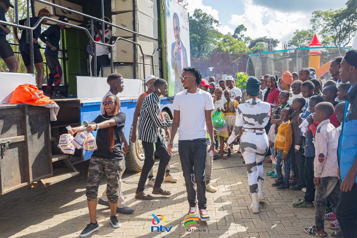 ntvkenya's tweet photo. From Makongeni to Meru, our roadshow was a huge success! We owe it all to our amazing team of reporters; @azeezah_h, @JTrends_ , and @shixkapienga who braved every obstacle to make it happen. Thank you for your hard work and dedication!
#TwendeMeru https://t.co/v6Z6H1mvzg