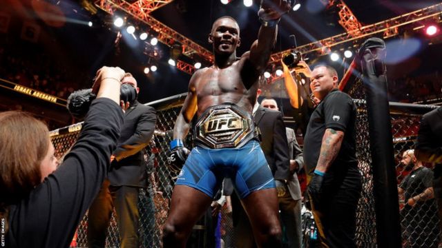 Seb_TatamiConnexion (@seb_ttc) on Twitter photo Quelle suite pour Adesanya ?
c'est compliqué pour la catégorie il a déjà battu tous les prétendants
trilogie vs Whittaker ?
trilogie vs Pereira ?
Title shot direct pour Khamzat ?
<a href="/TatamiConnexion/">Tatami Connexion</a> Quelle suite pour Adesanya ?
c'est compliqué pour la catégorie il a déjà battu tous les prétendants
trilogie vs Whittaker ?
trilogie vs Pereira ?
Title shot direct pour Khamzat ?
<a href="/TatamiConnexion/">Tatami Connexion</a>