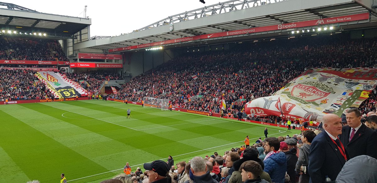 zmansour75's tweet photo. Home... Ready for the League leaders...
#YNWA #LFC #LiverpoolFC #Anfield #Premier_League #19times #LIVARS https://t.co/vQT1PrMMf3